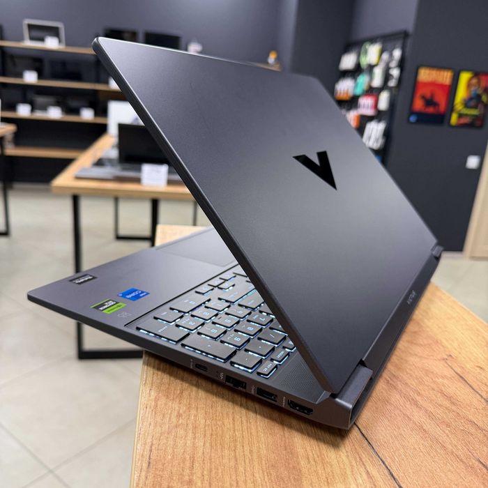 Iгровий HP Victus 15 - 144 Гц/i5 12450H/RTX 4050 6 GB/16 GB/512 NVME