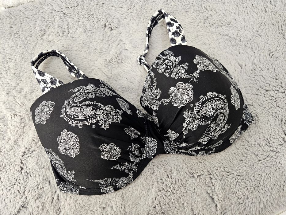 Biustonosz kąpielowy 85F góra bikini BPC bardotka z fiszbinami usztywniany