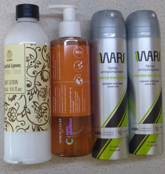 Mix nowych kosmetyków żel do twarzy, balsam i antyperspiranty