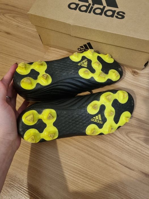 Buty piłkarskie chłopięce adidas rozmiar 36 2/3
