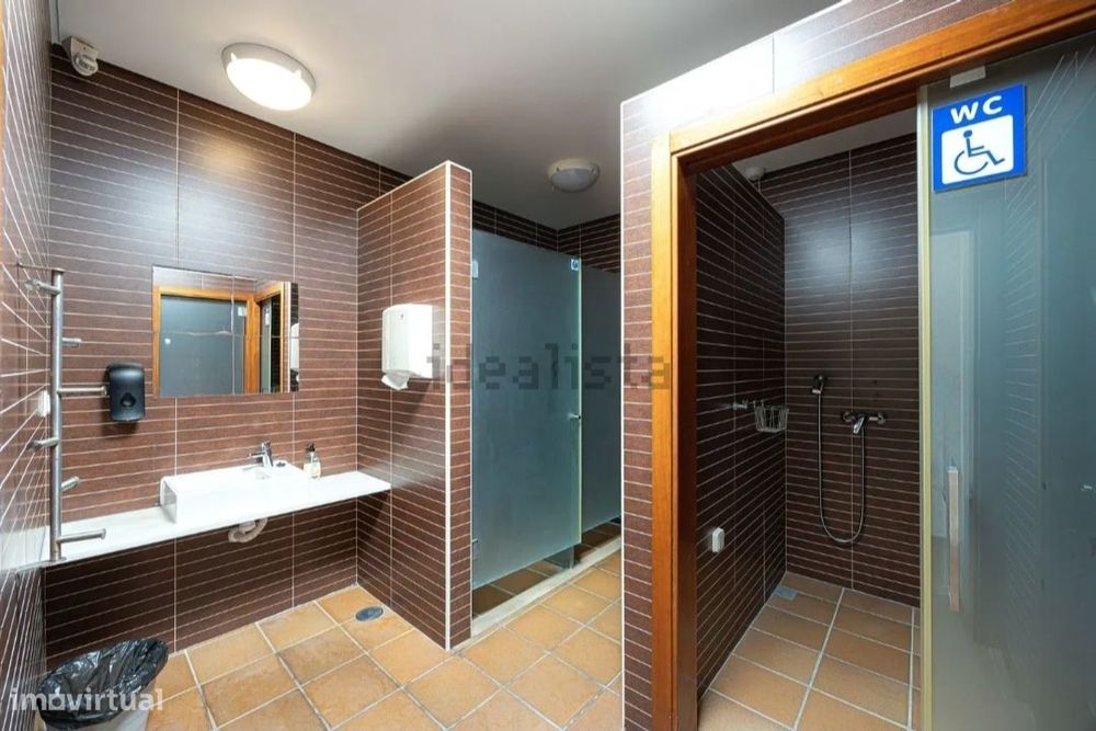 T2 com Box de 32,85 m² e Arrecadação de 19,60 m² com Piscina