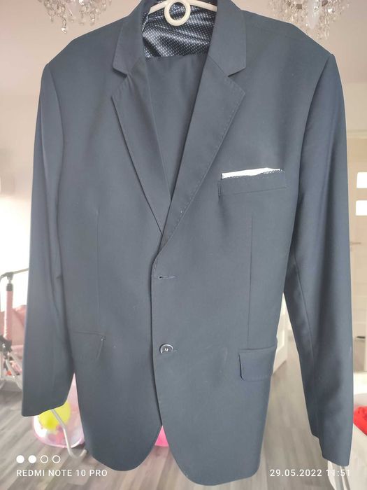 Garnitur męski granatowy