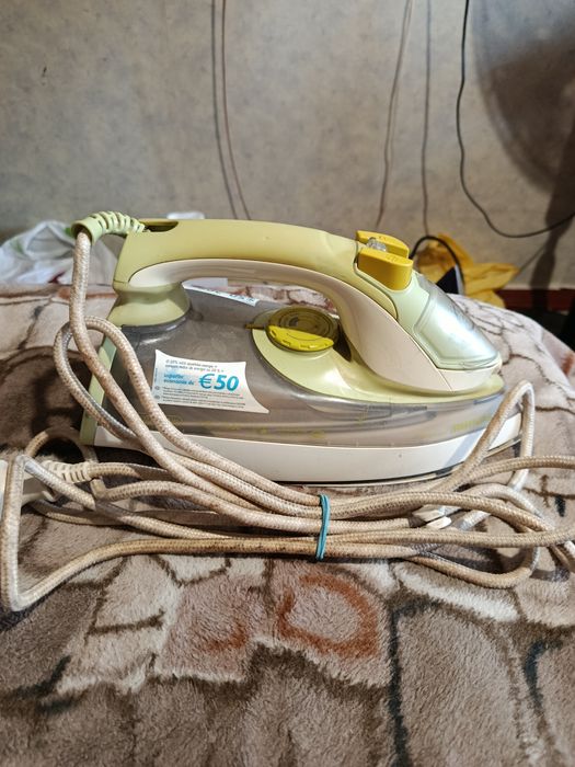 Утюг Philips GC 3640