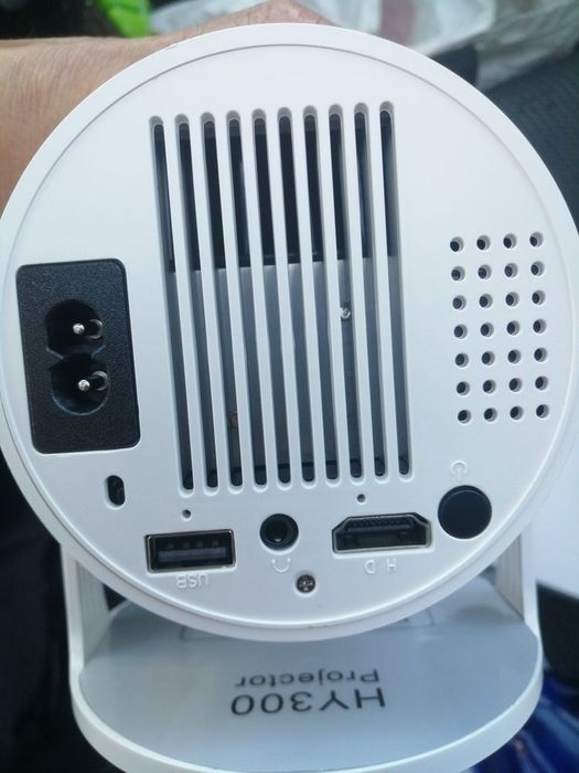 Projector Multimédia HY300