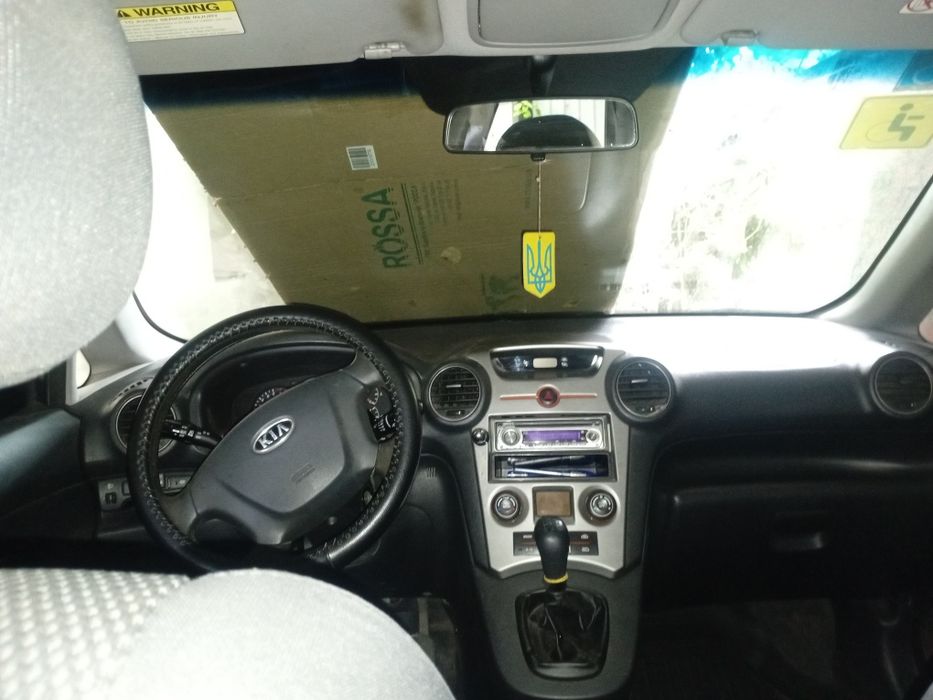 Продам автo Kia Carens 2008 года газ/бензин ,комфортний симейний автомобиль