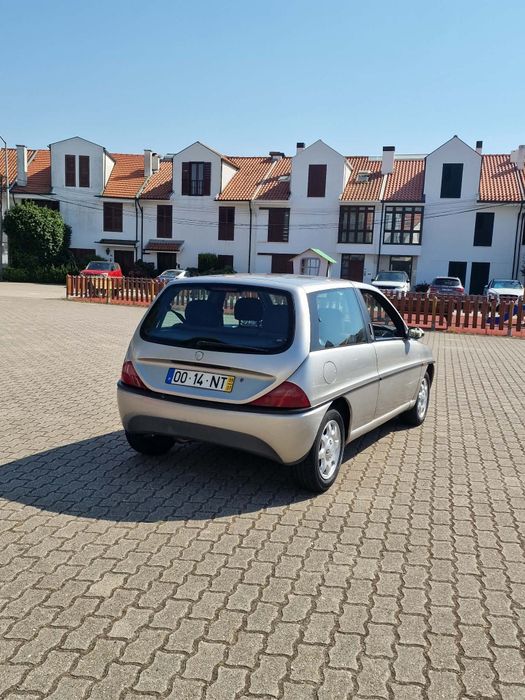 Lancia Y 1.2 . 1.6