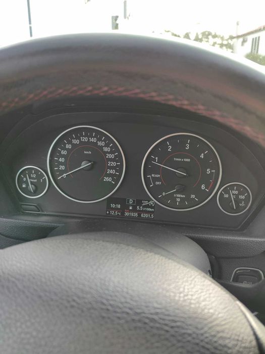 BMW 318d Sport Line (F30)
