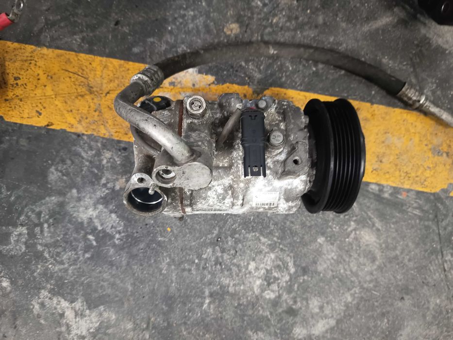 Compressor do ar condicionado Bmw Ref: 64529223695