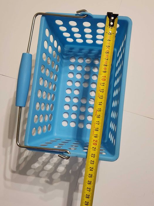 Koszyk plastikowy niebieski z metalową rączką -> 22 x 15 cm -> organizer