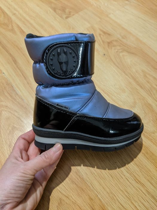 Ботинки детские на девочку.