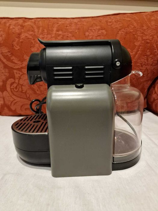 Nespresso Coffee Machine64751573975426121