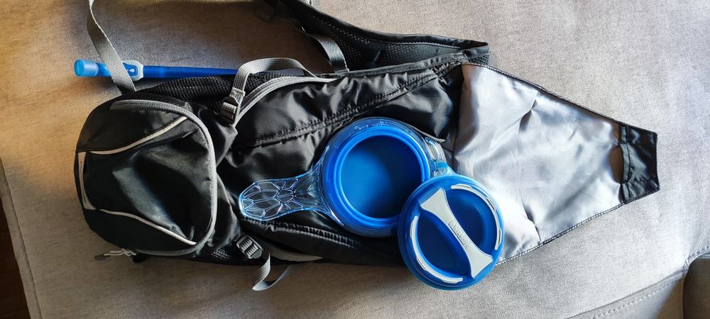 Camelbak Rogue 2.5L novo