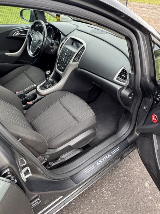 Opel Astra J  1.4 Turbo  Benzyna