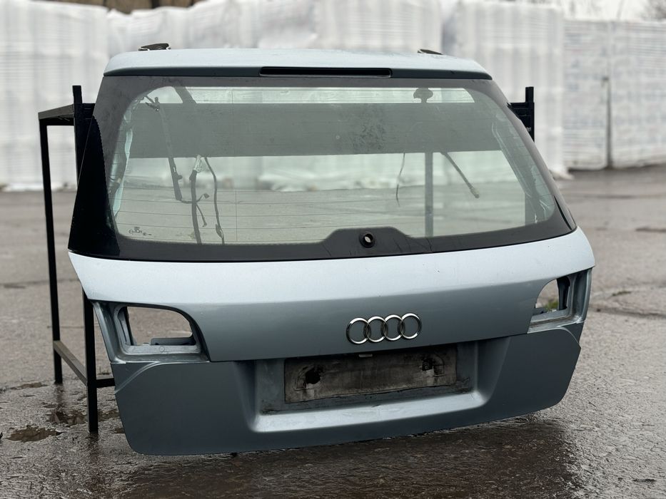 Ляда Audi a4 b7 кришка багажника ауді а4 б7 універсал LY5J