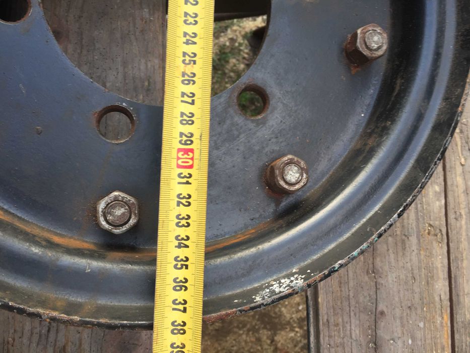 диски со ступицами для спецтехники