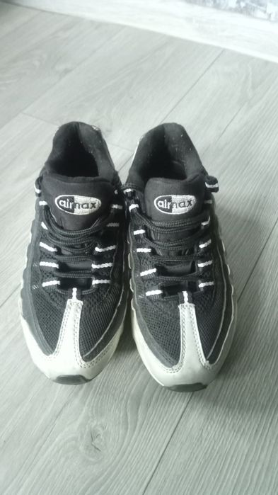 Air max 95 36 розмір