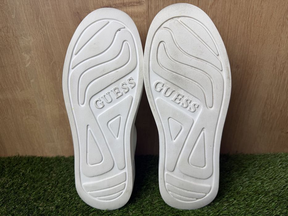Guess  ELBINA розмір 39