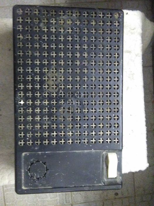 Стабілізатор напруги 220вольт.