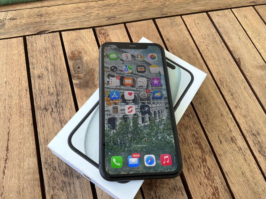 Iphone 11 em excelente estado 64gb