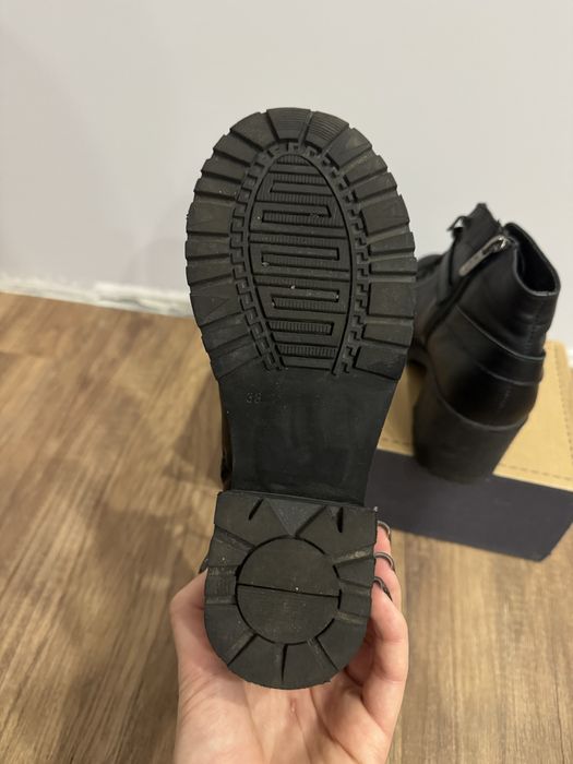 Шкіряні напівчеревики