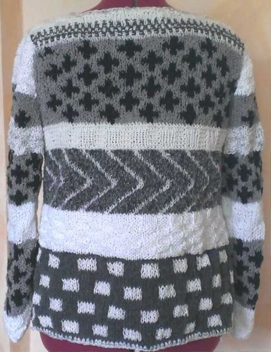 Sweterek we wzory handmade