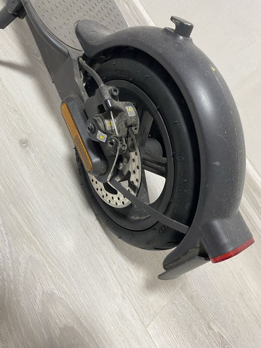 Електро самокат Xiaomi Mi Electric Scooter 1S