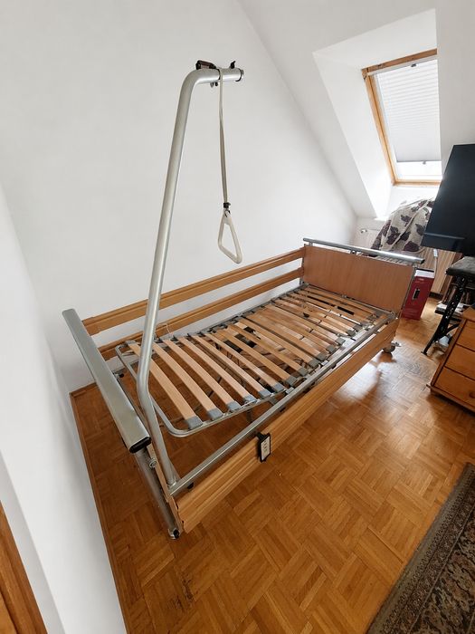 Łóżko rehabilitacyjne elektryczne
