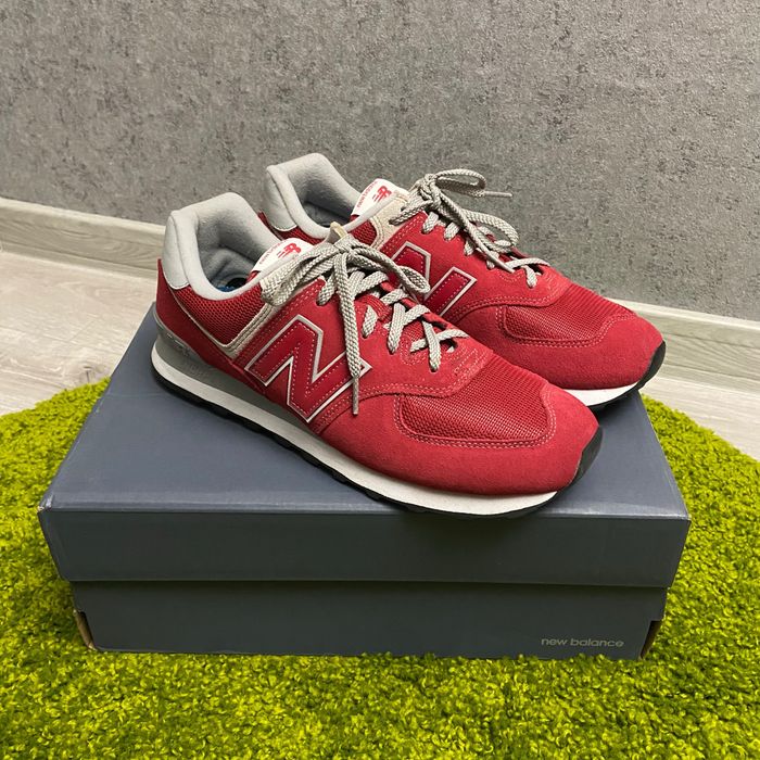 Червоні чоловічі кросівки New Balance 574