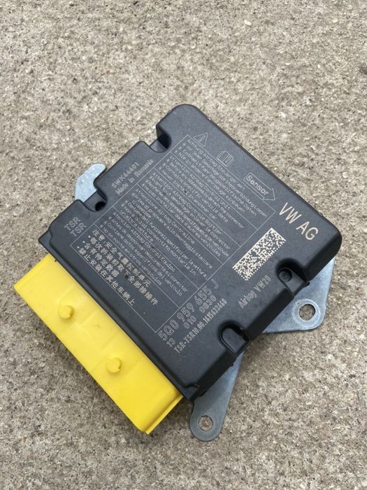 Блок5q0907530am 5q0959655j 4h0907601d 5q0907561g 5q0614517bj5g0907159d