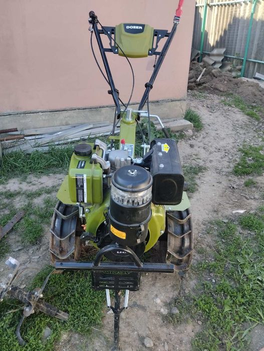 Продам мотоблок DOZER D6-1
