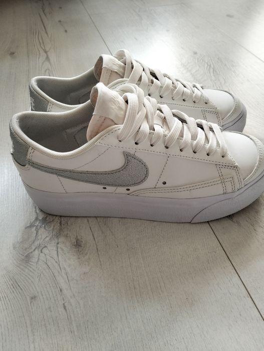 Buty Nike damskie