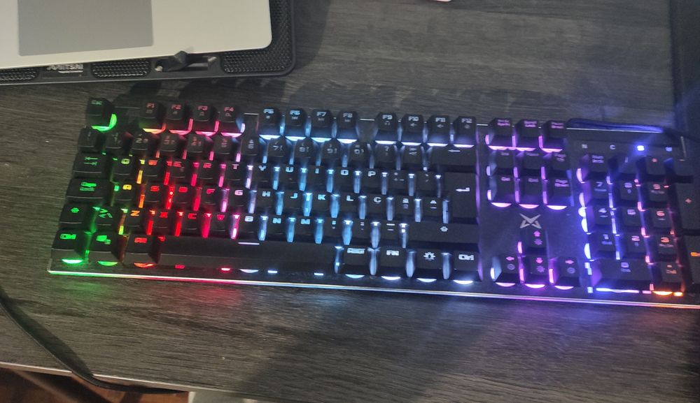 Matrics X-Breed Keyboard