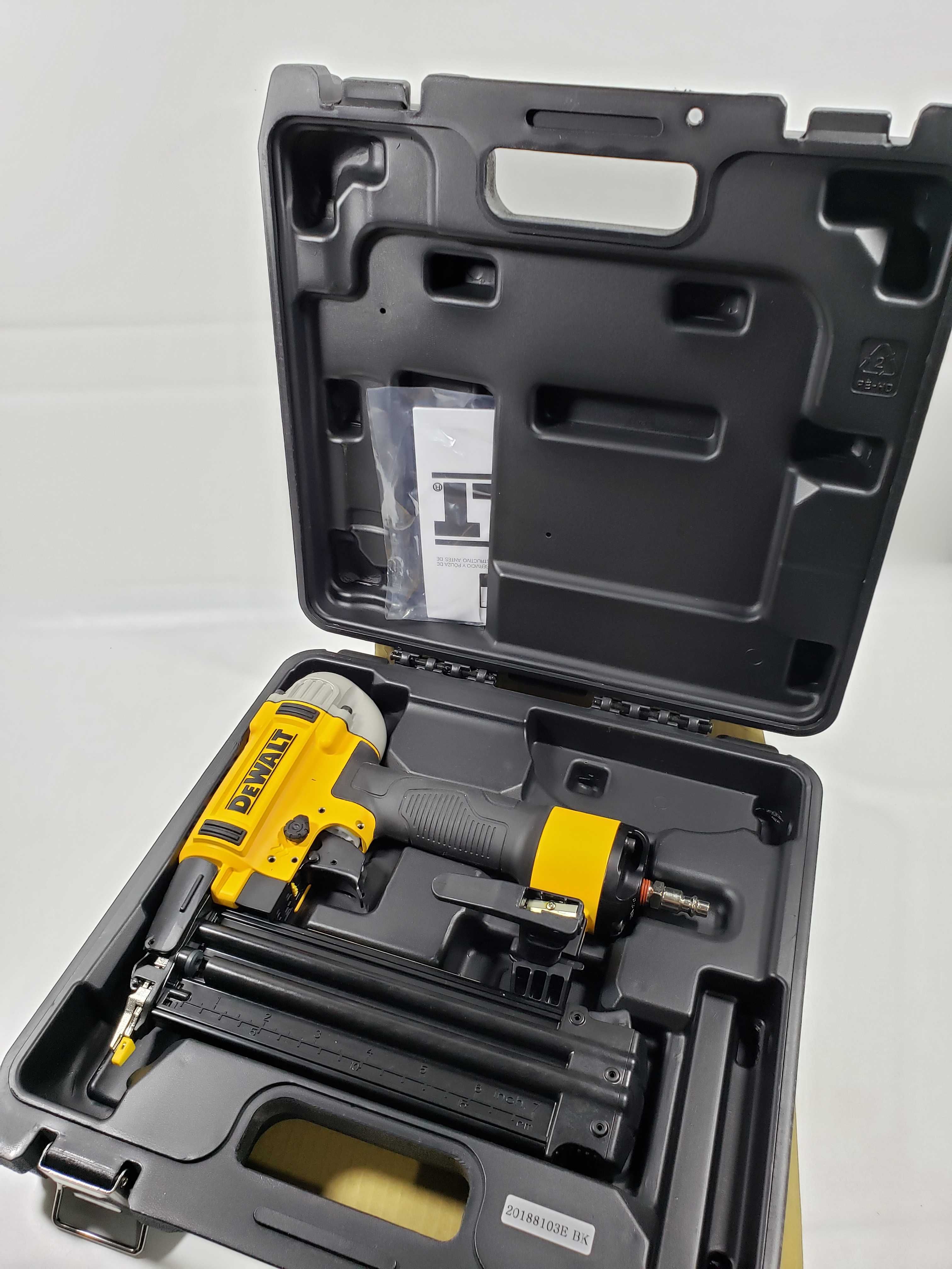 DeWALT DWFP12233 18GA нейлер пневмопістолет для штіфтів 3 699 грн