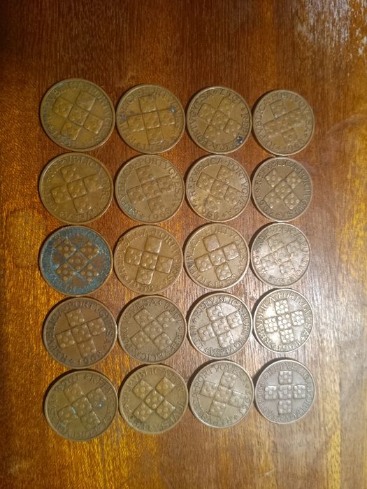 20 Moedas de XX Centavos 1942 a 1969