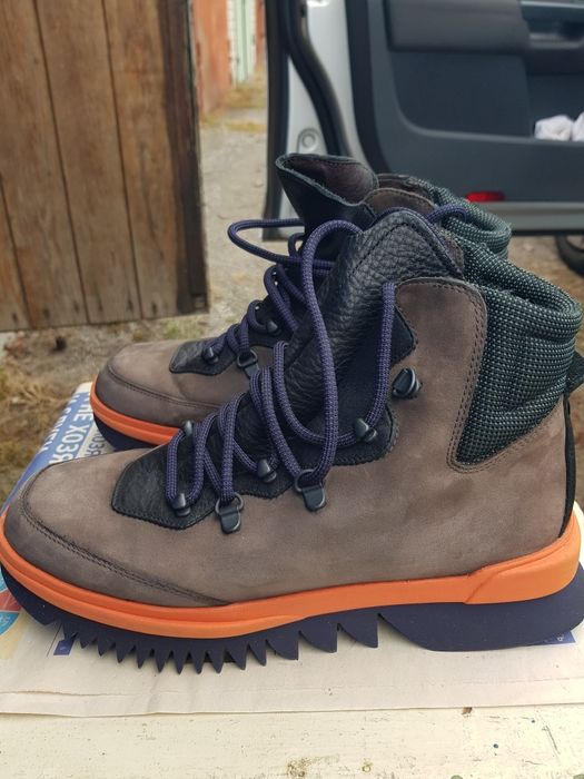 Продам ботинки CAMPER