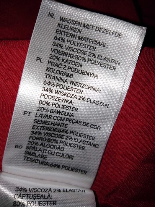 Vestido Vermelho e Negro H&M