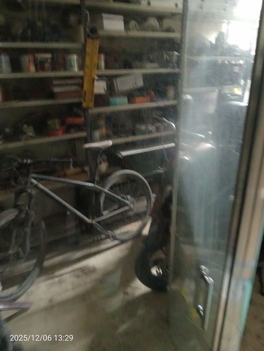 Resguardo de vidro as medidas 80x80x 190 de altura