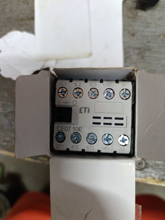 Контактор CE 07.10 230V AC, ETI. ПМ 0 09-10 Аско. ПМ 0-06-01