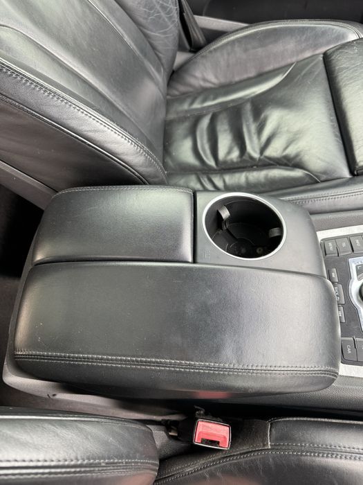 Комплект сидінь сідушки сидіння Audi q7 4L sline ауді ку7 з моніторами