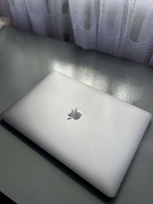 MacBook Pro 2016/512/8гб