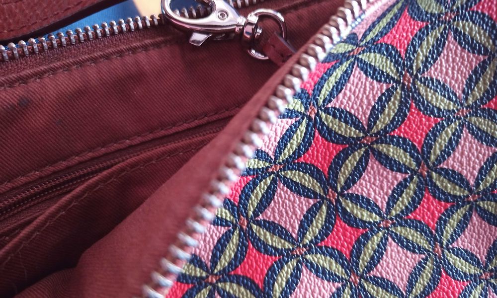 FOSSIL – piękna skórzana kopertówka na pasku