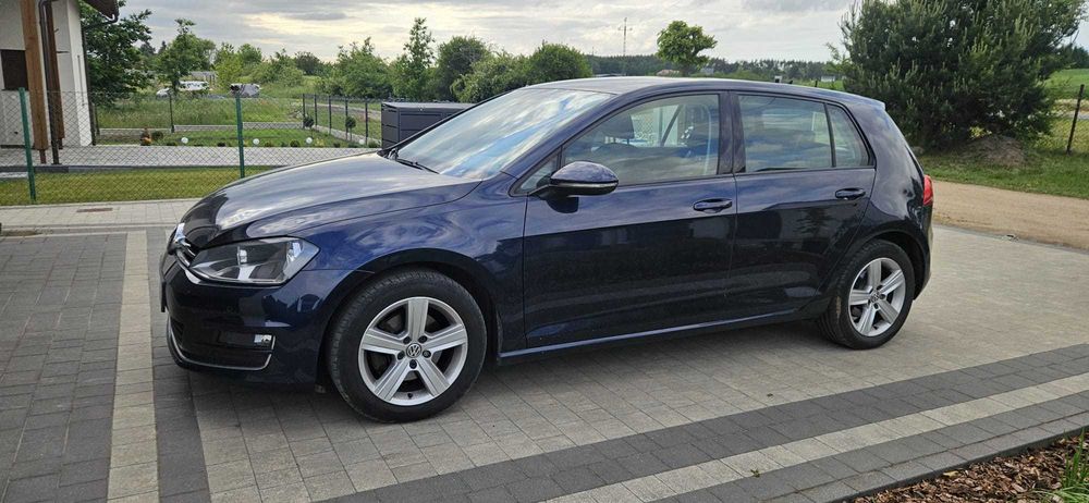 VW GOLF VII 2,0 TDI Hatchback