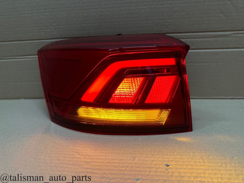 VW T-Roc фонарь фара стоп ліхтар задня оптика в наявності 2GA945095C