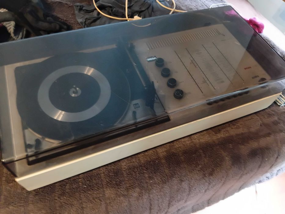 Wega studio 3210 gramofon
