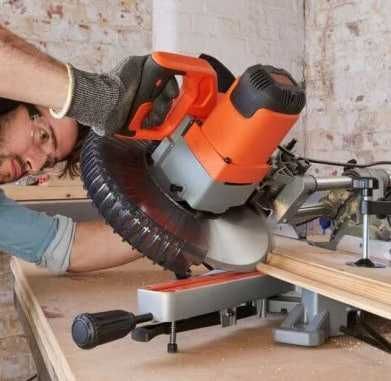 Пила торцювальна Black+Decker BES710 торцовочна пила 305 мм круг