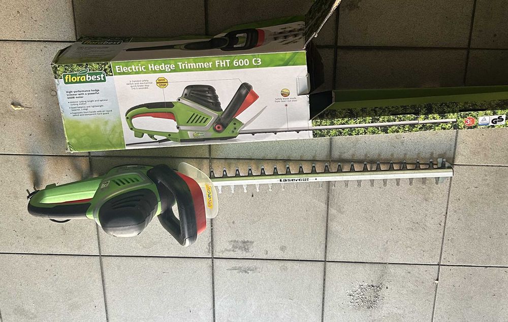 Elektryczne nożyce do żywopłotu FHT 600 C3