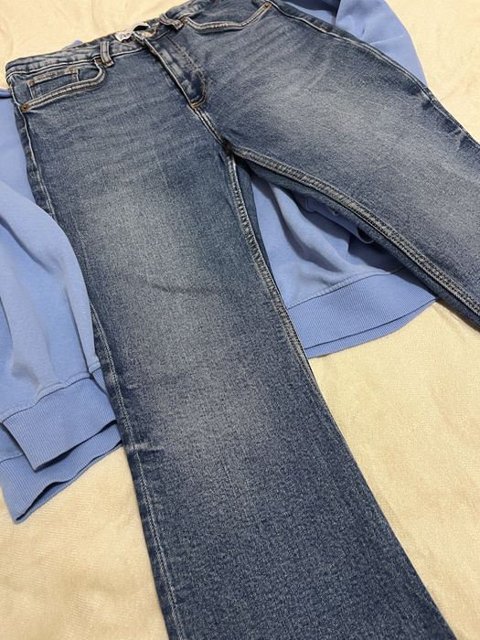 Джинси ZARA