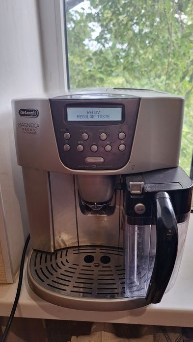 Кавоварка Delonghi Magnifica Pronto