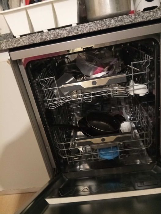 Máquina de lavar loiça Hoover nova