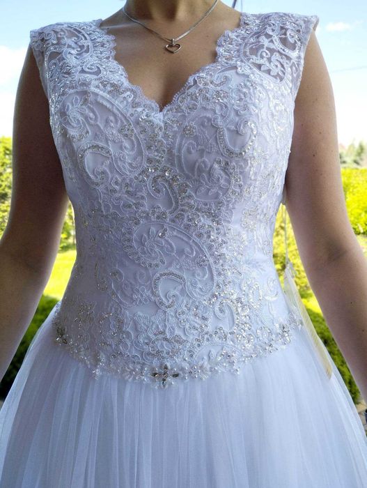 Sprzedam nową suknie ślubną